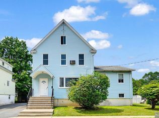 29 Center St, Little Ferry, NJ 07643