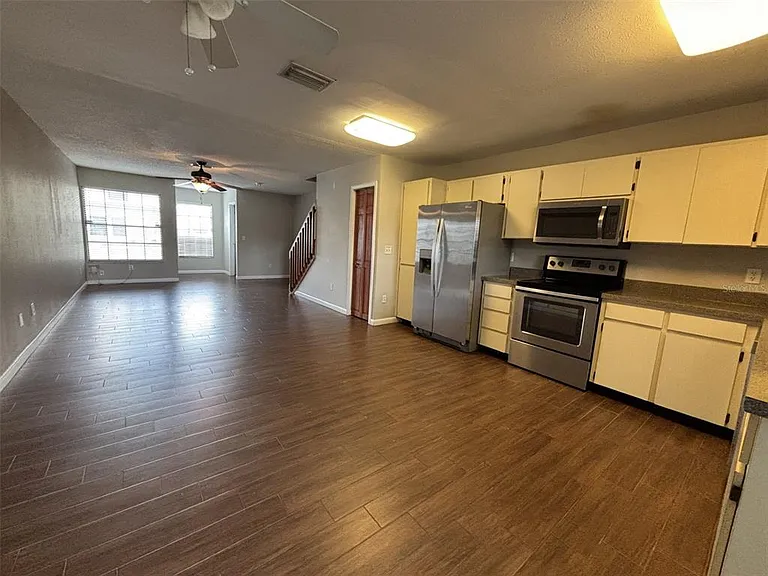 12710 Raeburn Way — Photo 6