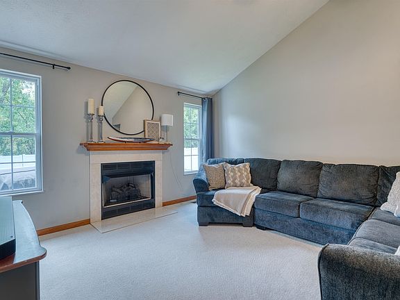4th image of 3027 Cascade Dr