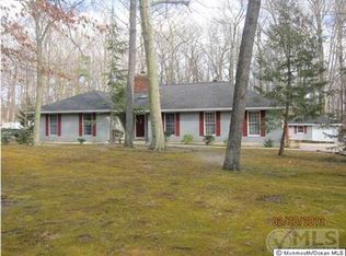 338 E Millstream Rd, Cream Ridge, NJ 08514