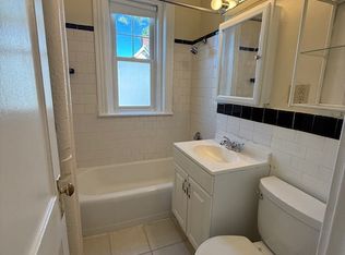 41 Wendell St APT 33, Cambridge, MA 02138