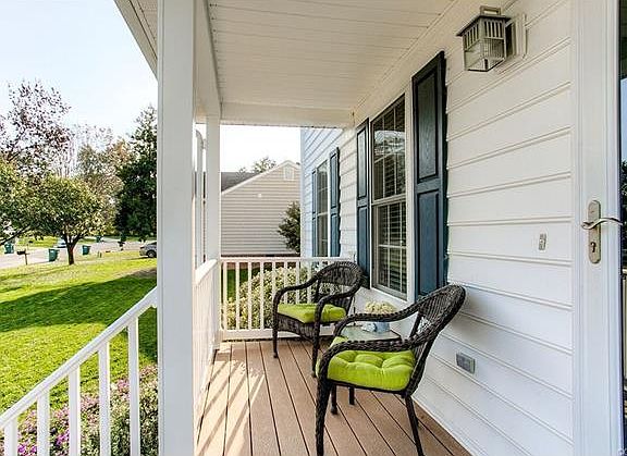 4th image of 1720 Leslie Ln