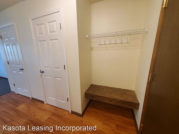 3rd image of 1080 Raymond Ave