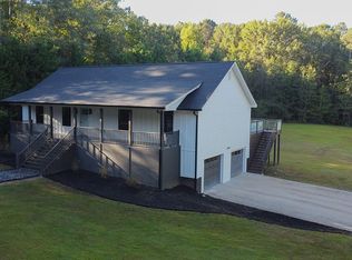 65 Pine Dr, Hogansville, GA 30230