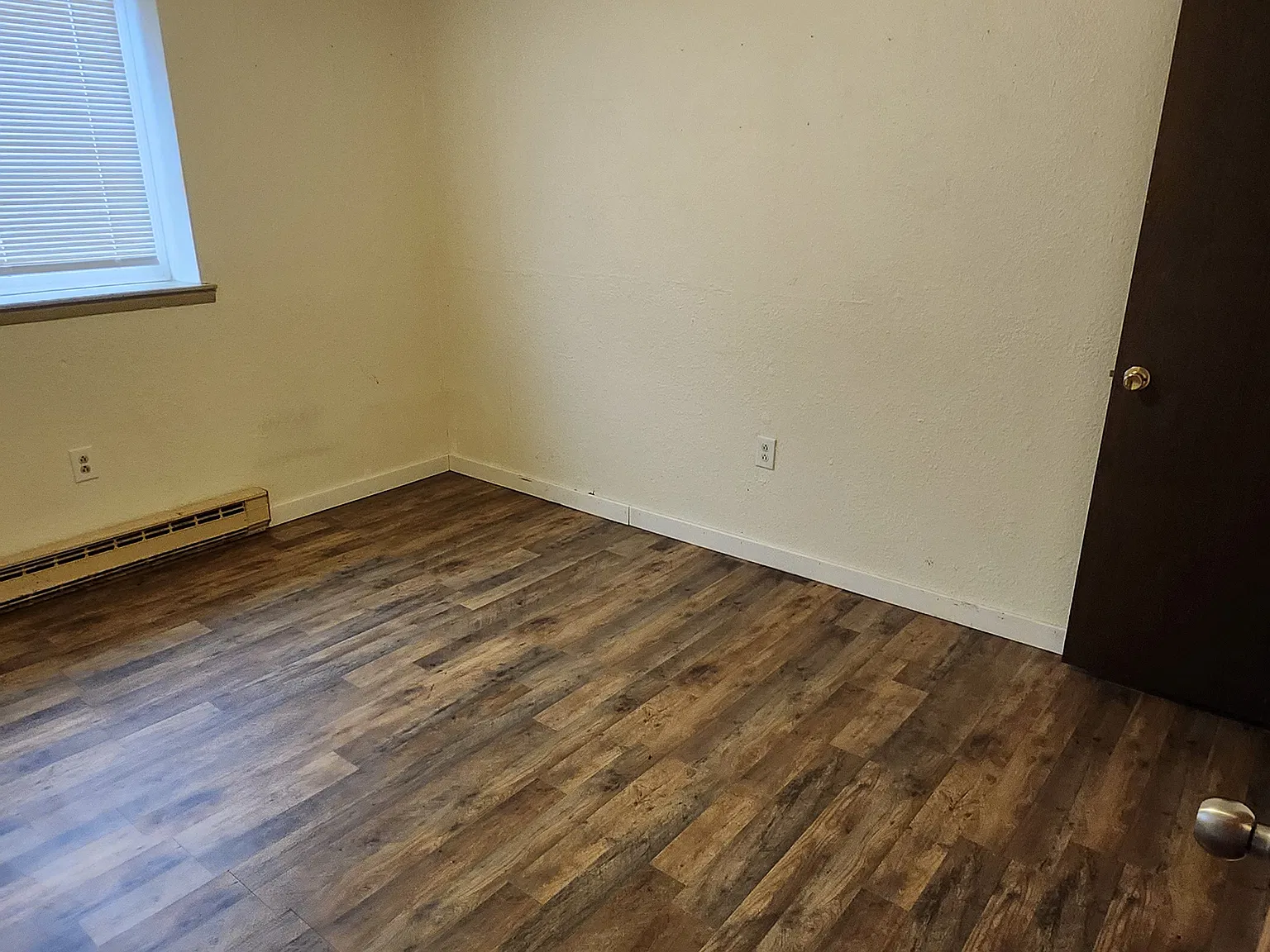 2 bed, $860 — Photo 4