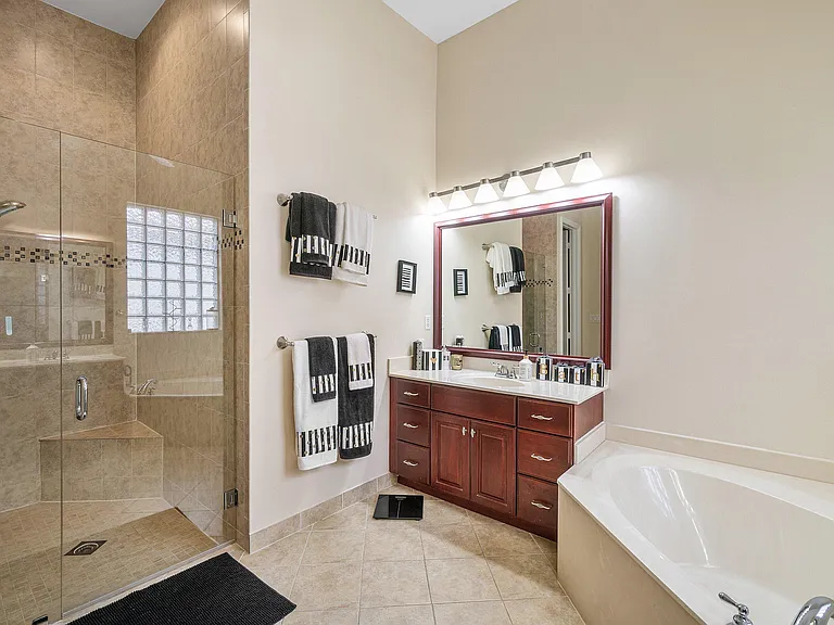 12196 Landrum Way — Photo 22