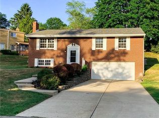 103 Treeview Dr, Coraopolis, PA 15108