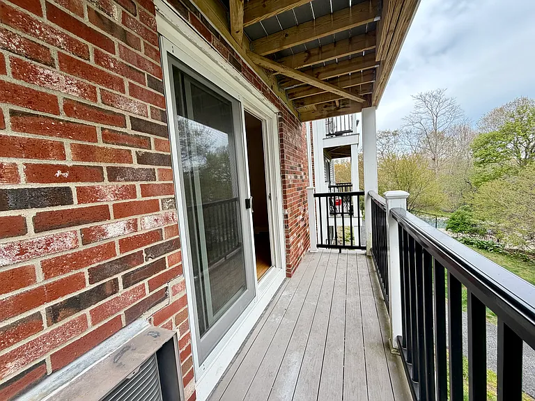 17 Chapel Hill Dr #8 — Photo 13