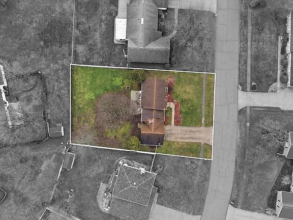 4th image of 1505 Brookpark Dr