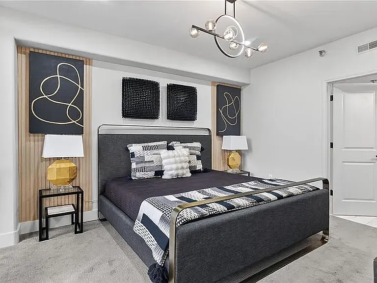 600 E Admiral Blvd — Photo 16