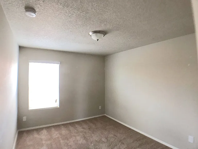 3916 Dynamite Rd NE — Photo 13