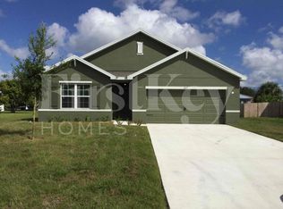 407 SW Lakehurst Dr, Port Saint Lucie, FL 34983