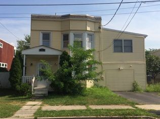 70 Bruno St, Moonachie, NJ 07074