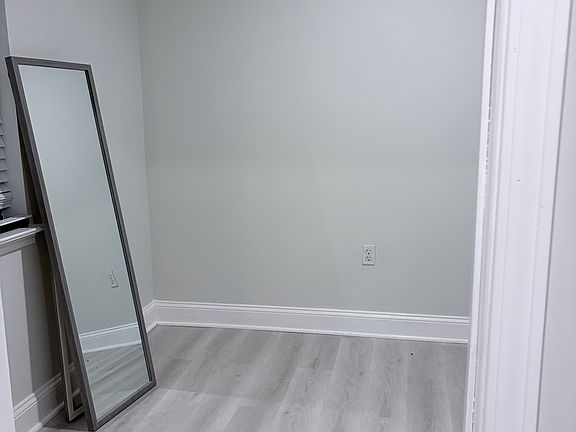 5th image of 5933 Quantrell Ave APT 102