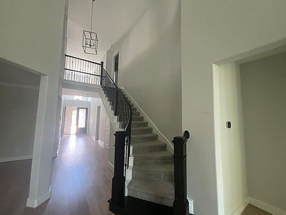 5th image of 4934 Bent Tree Dr