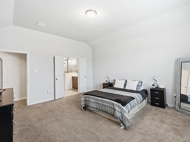 196 Lady Bird Dr — Photo 41
