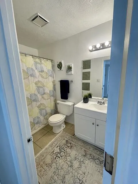 2 bed, 780 sqft, $1,200 — Photo 2