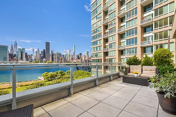 Rented by Compass | media 30