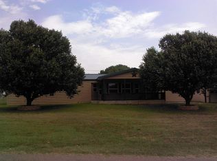 408 7th St, Fort Supply, OK 73841