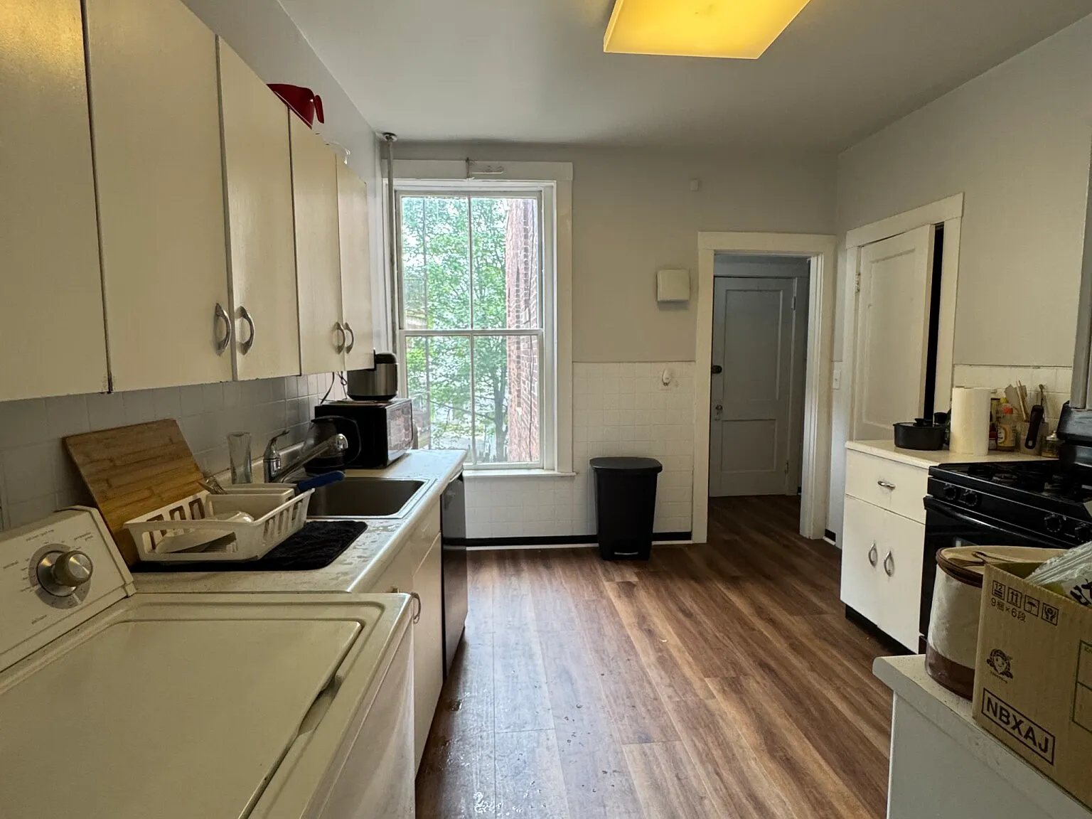 4 bed, 1950 sqft, $4,300 — Photo 4