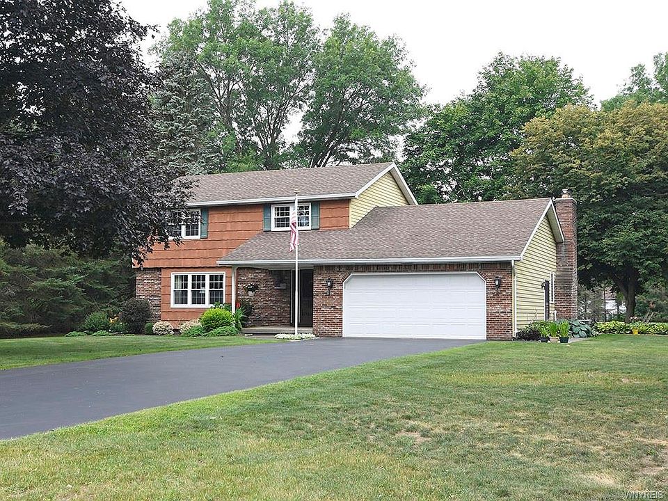 1st image of 2080 Pineview Ct