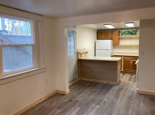 805 W Depot Ave APT B, Fairfield, IA 52556