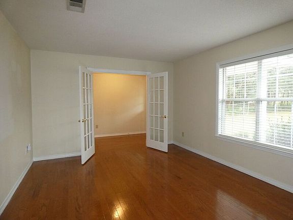 4th image of 5787 Whiteoak Ln