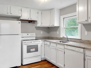 155 Pleasant St #B, Tewksbury, MA 01876