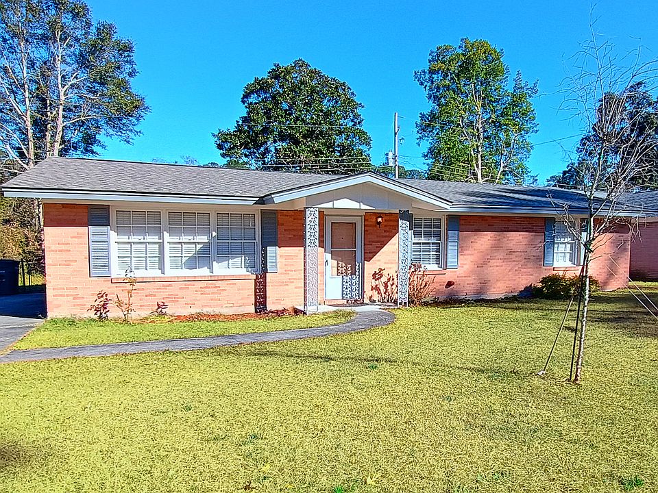 1st image of 2325 Bona Bella Ave
