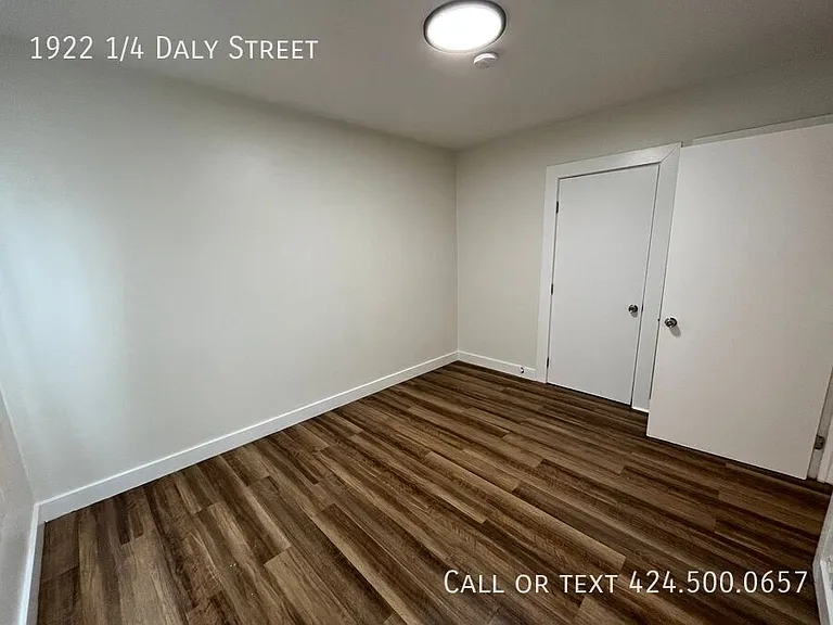 1922 1/4 Daly St — Photo 11