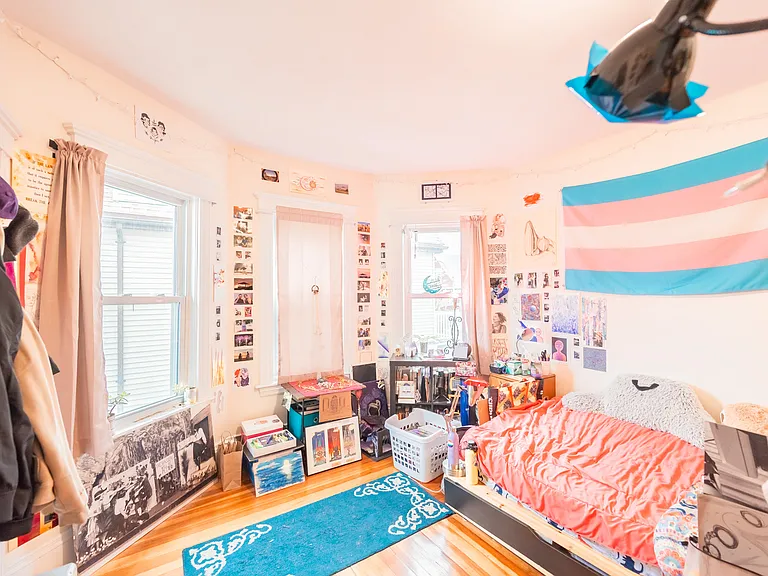 23 Wisconsin Ave #2L — Photo 8