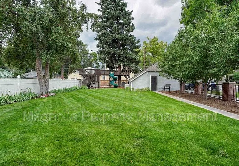 1532 N Nevada Ave — Photo 57