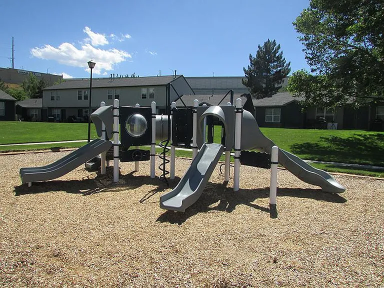 Mulberry Park Apartments — Photo 17