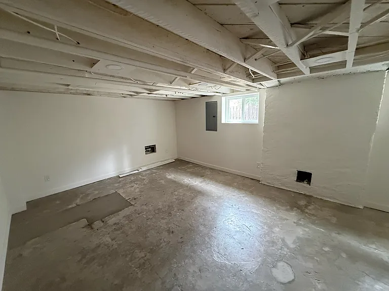 215 SE 30th Pl — Photo 32