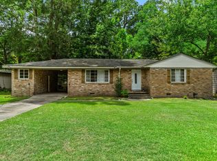 711 Crestview Dr, Hattiesburg, MS 39401