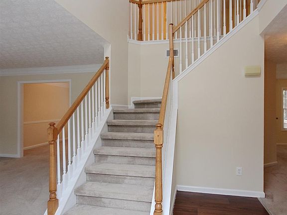 3rd image of 141 Carolinas Way