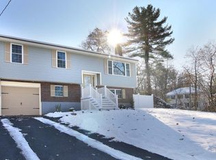 7 Carter Ln, Wilmington, MA 01887
