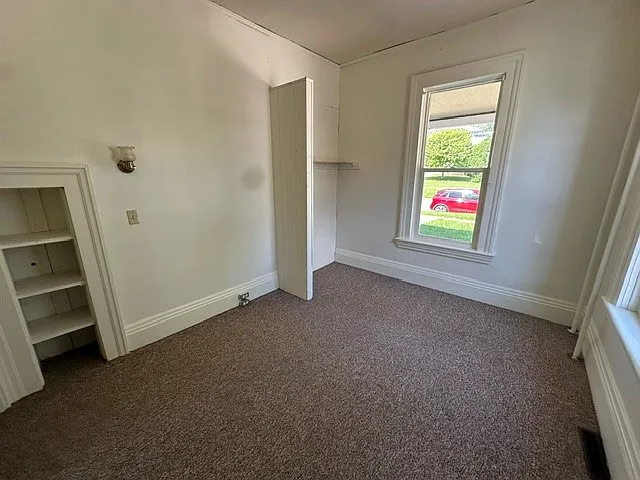133 S Cottage St — Photo 9