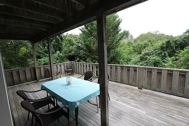 110 Knott Ave — Photo 12
