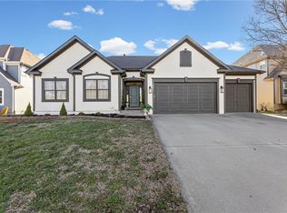 8901 N Saint Clair Ave, Kansas City, MO 64154