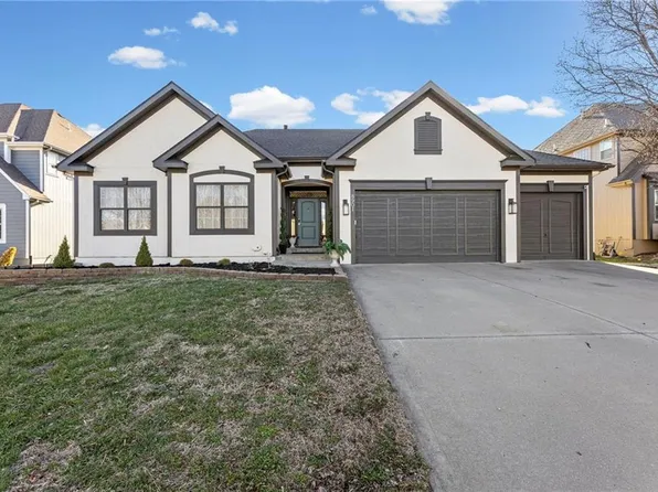 8901 N Saint Clair Ave, Kansas City, MO 64154