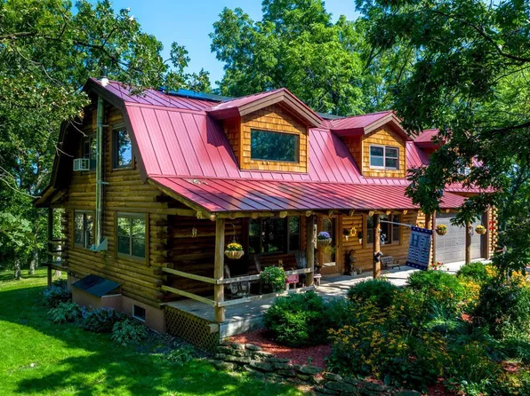 556 Bowers Road, Belleville, WI 53508