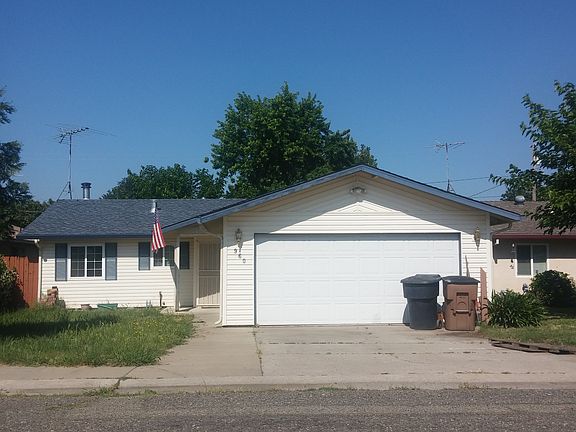 3rd image of 960 Herold Ave