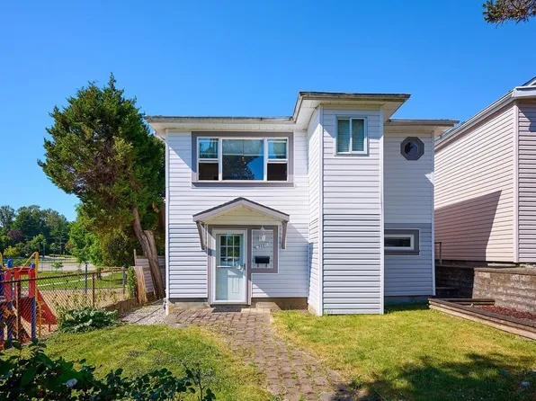 3081 Georgia St E, Vancouver, BC V5K 2K8