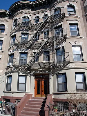 Sold by Avenue Sotheby's International Realty | media 13