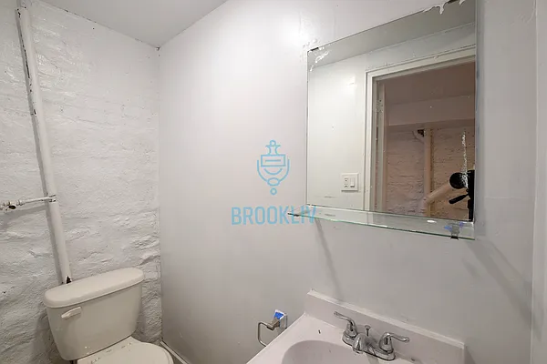 Rented by null | media 23