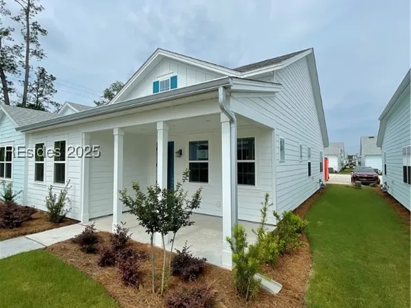 95 Tropics Ave, Hardeeville, SC 29927