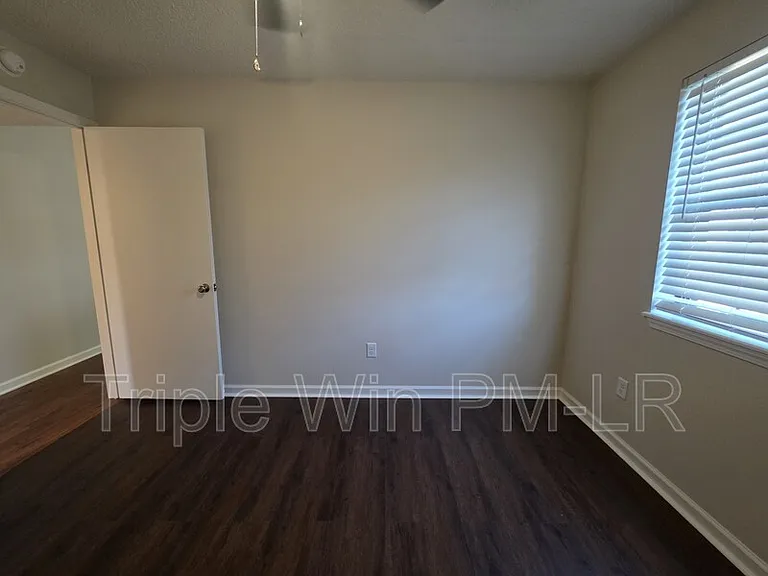 113 Northfield Dr — Photo 24