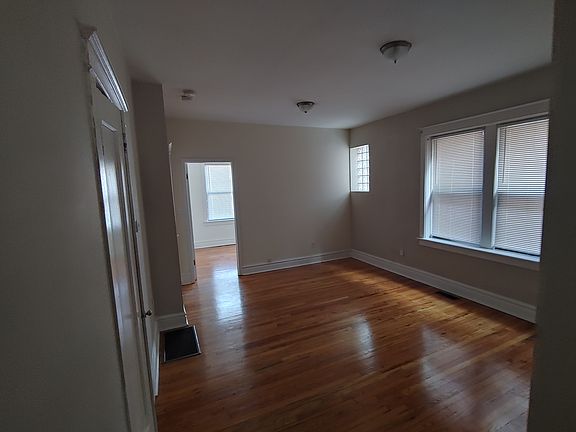 4th image of 4140 Wyoming St APT 1E
