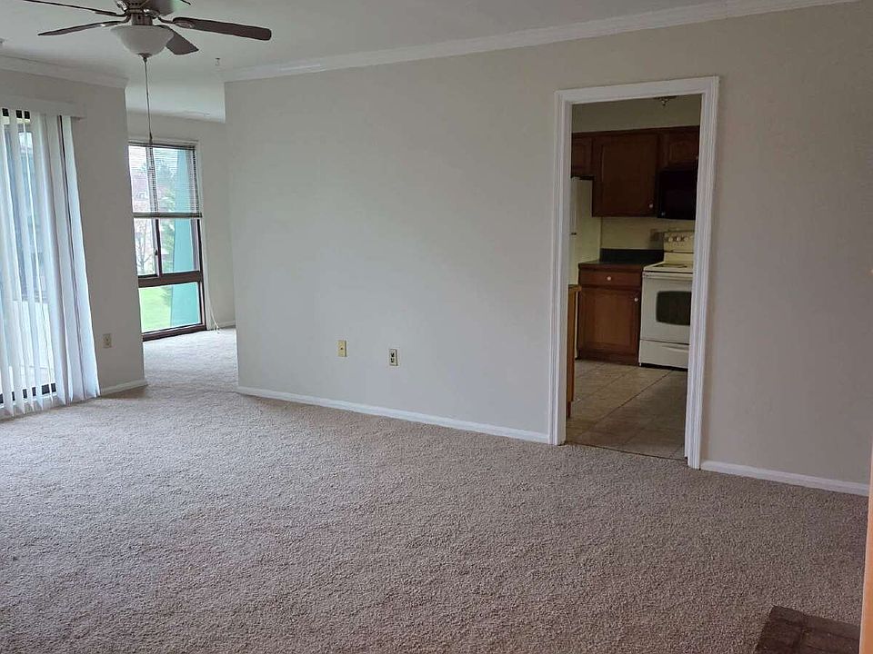 1st image of 1030 Brinker Dr APT 302